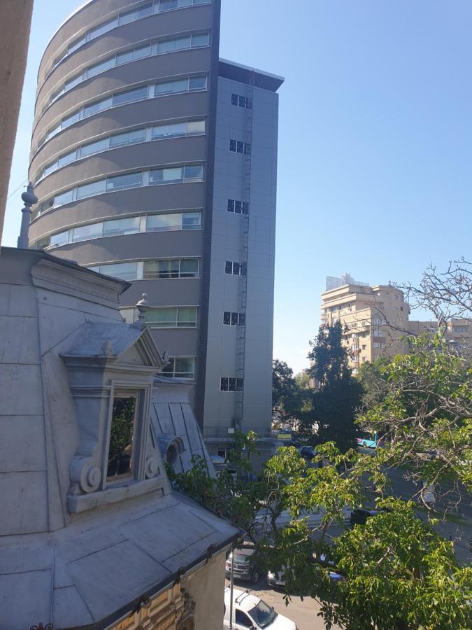 Studio Yellow - Piata Victoriei บูคาเรสต์ ภายนอก รูปภาพ