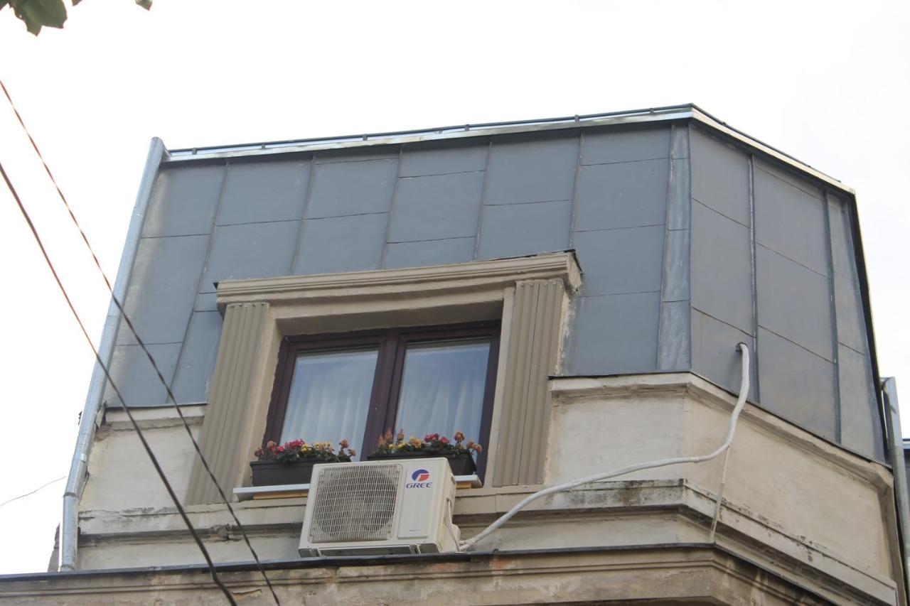 Studio Yellow - Piata Victoriei บูคาเรสต์ ภายนอก รูปภาพ